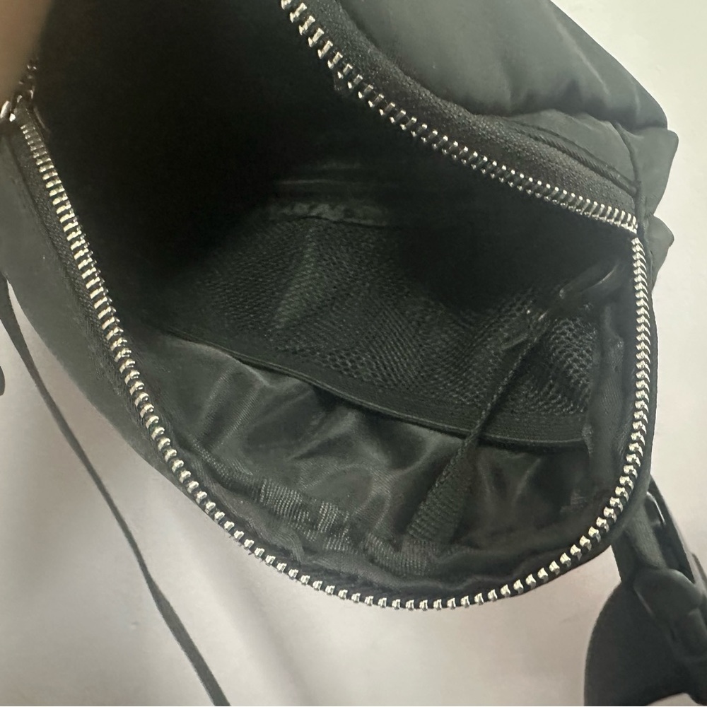 Gallery Women’s Black Belt Bag - Picture 4 of 4
